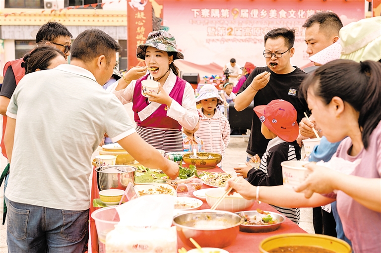 28日最新饭堂，味蕾与智慧的双重盛宴，开启自信与成就之旅的饕餮之旅